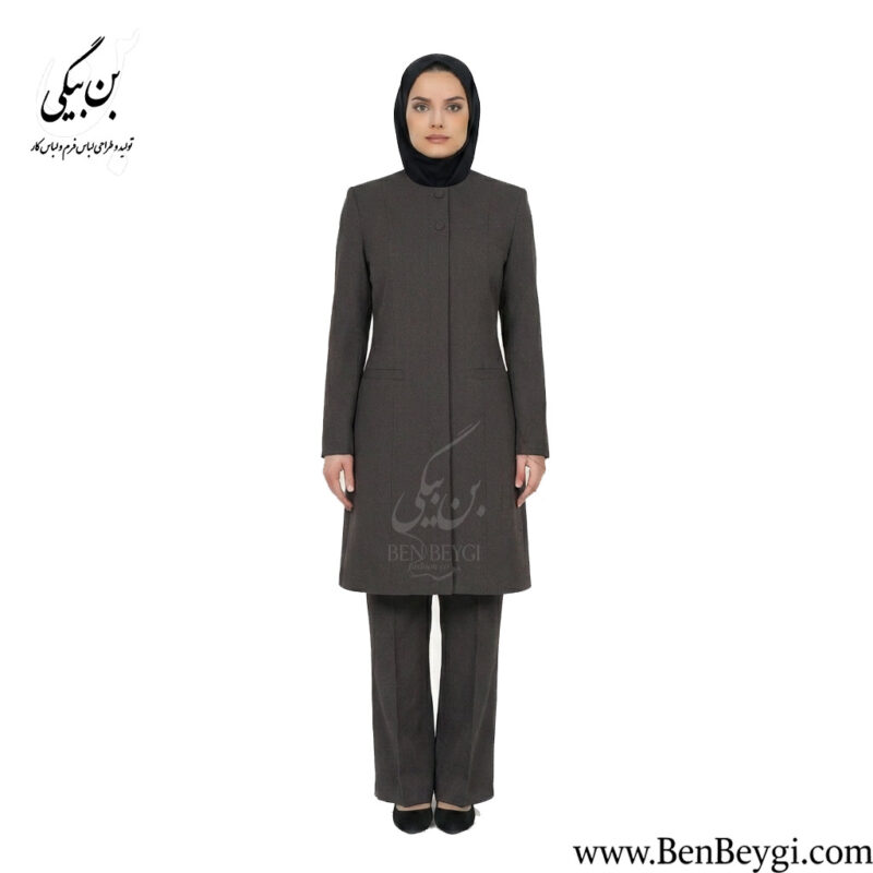 مانتو شلوار اداری مشکی یقه گرد بانتو دوزی دکمه مخفی پارچه بزیاق کد 32935